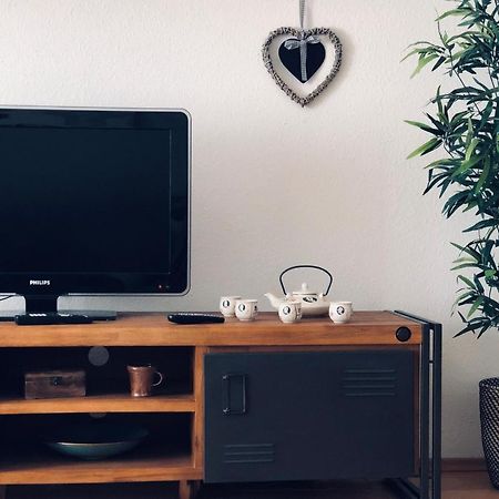 Parkplatz Und Balkon - Burberg'S Heimathafen In Wiesbaden Esterno foto